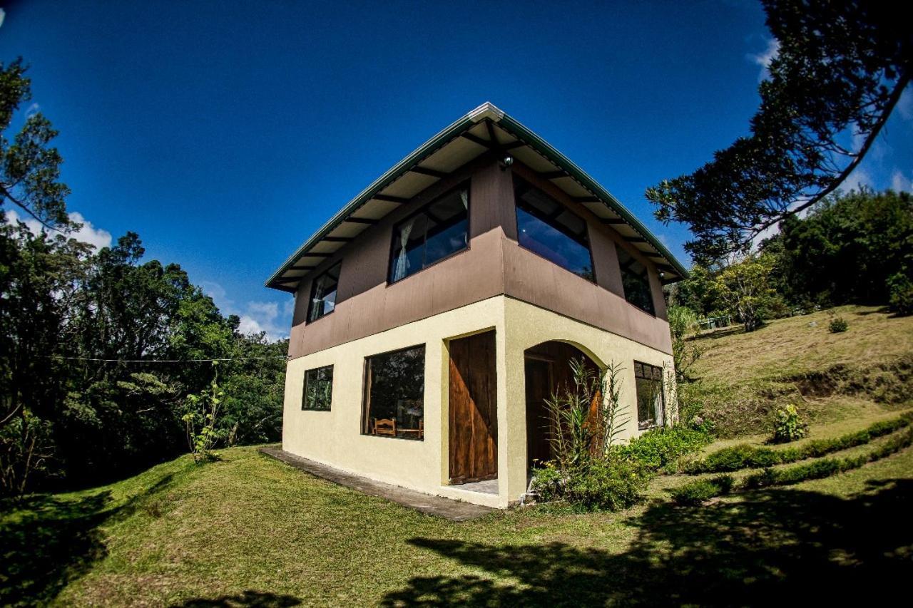 Cabinas Capulin & Farm Monteverde Bagian luar foto